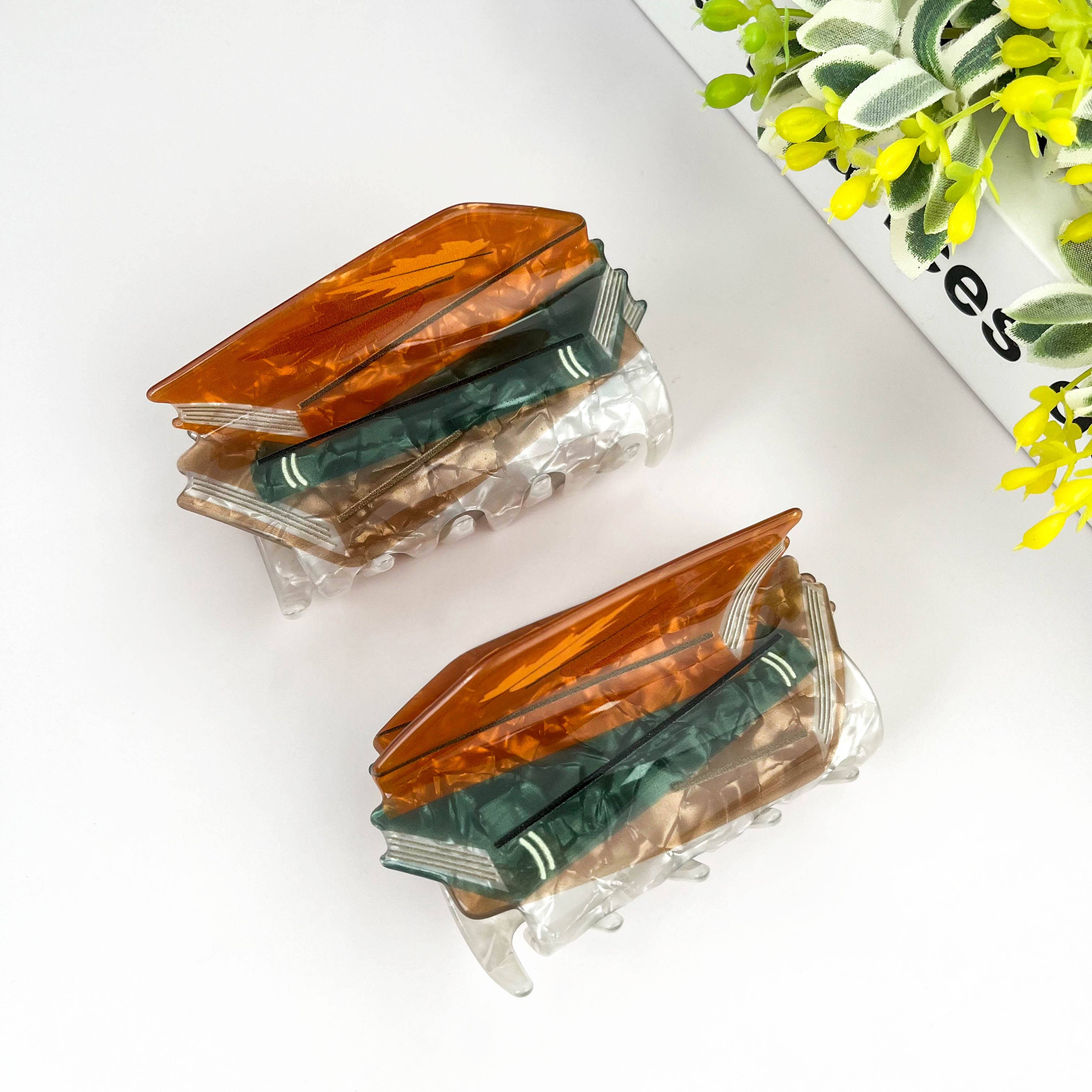 TheDivaSoap - Wholesale Hair Clip - Women's - Stacked Book Hair Claw Clip, Funny Hair Clip2