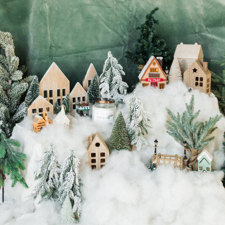 Vinter Skihytte Sojalys for engroshandel hos Palms, Psalms, & Prosecco