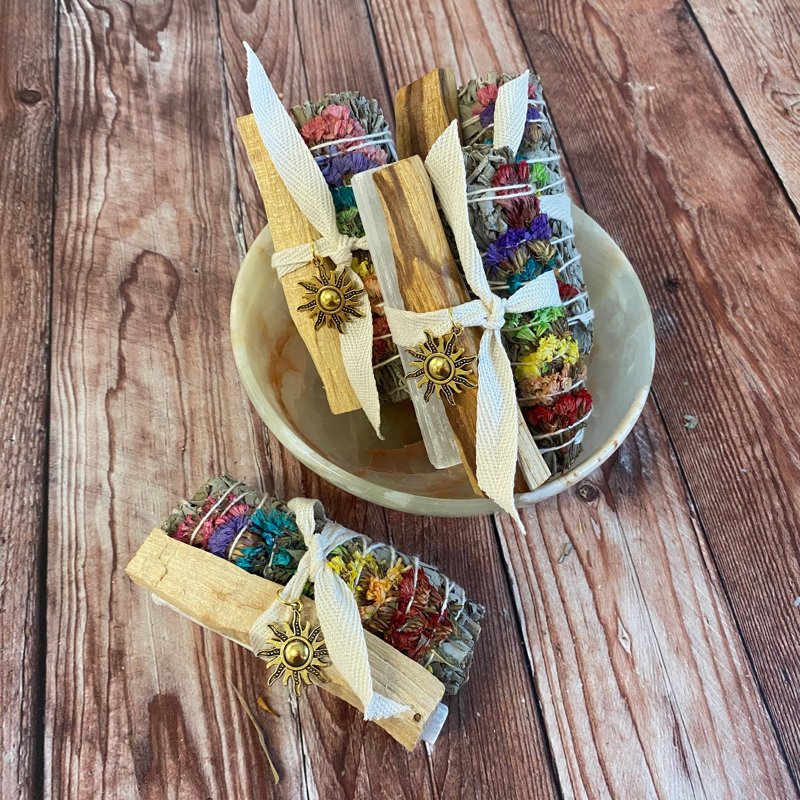 Oakwind Hollow - Wholesale Sage Bundle - Rainbow Chakra Sinuata Statice Floral Smudge Bundle3