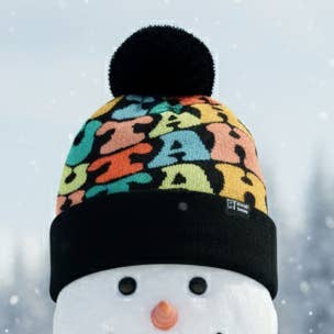 Berretto a Maglia Colorato con Pom Pom UTAH - Cappello Invernale Retrò Caldo per la vendita all'ingrosso da parte di Northern Icons Creations INC