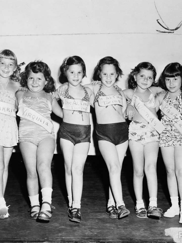 Schönheitswettbewerb für Kinder 1951 für den Großhandel von Print Collection