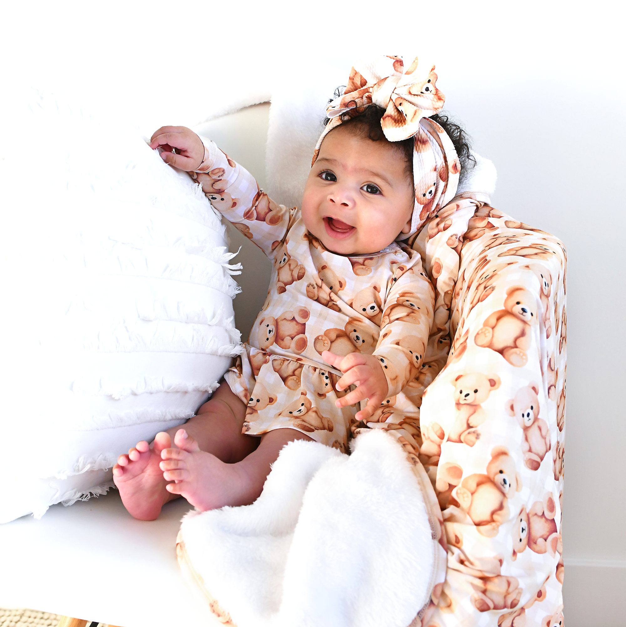 Gigi and Max - Venta al por mayor Falda tutú - Niños - Vestido de bebé de bambú Teddy Tutu Conjunto de oso marrón con broches4