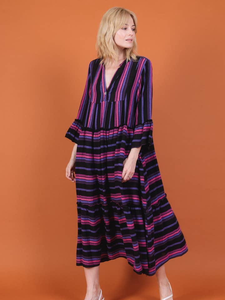 Randig lång maxiklänning Art 71355 för wholesale av Nota bene