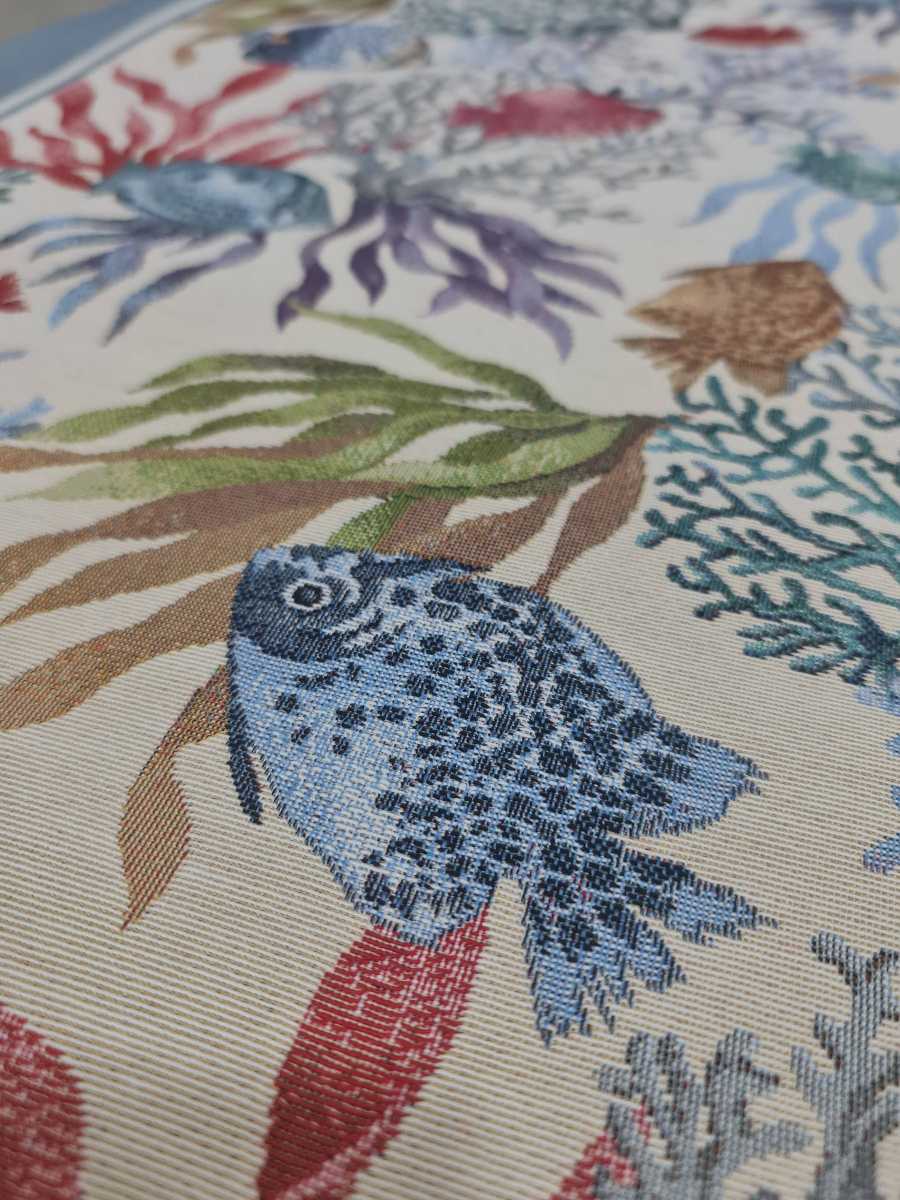 Lunaria Lab - Wholesale Table Runner - Gobelin Runner Aquarium2