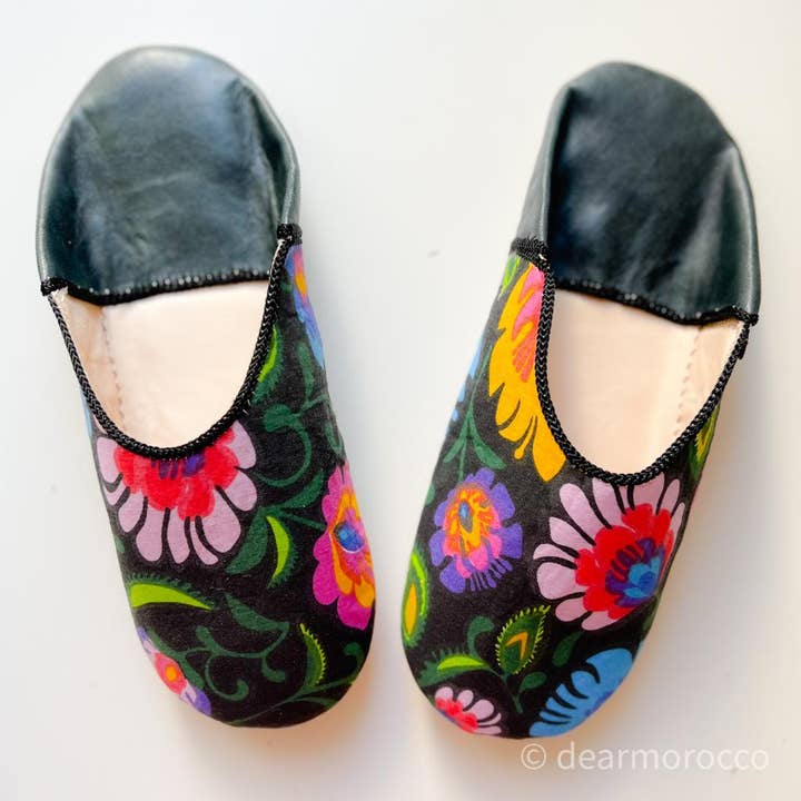 dear Morocco - Wholesale Slippers - Women's - Moroccan leather Slipper Babouche // Poland // Black flower