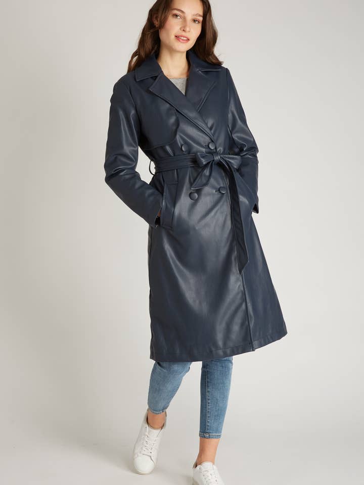 MARLENE - Gabardina gruesa de cuero sintético con cinturón para venta al por mayor de Andy & Lucy