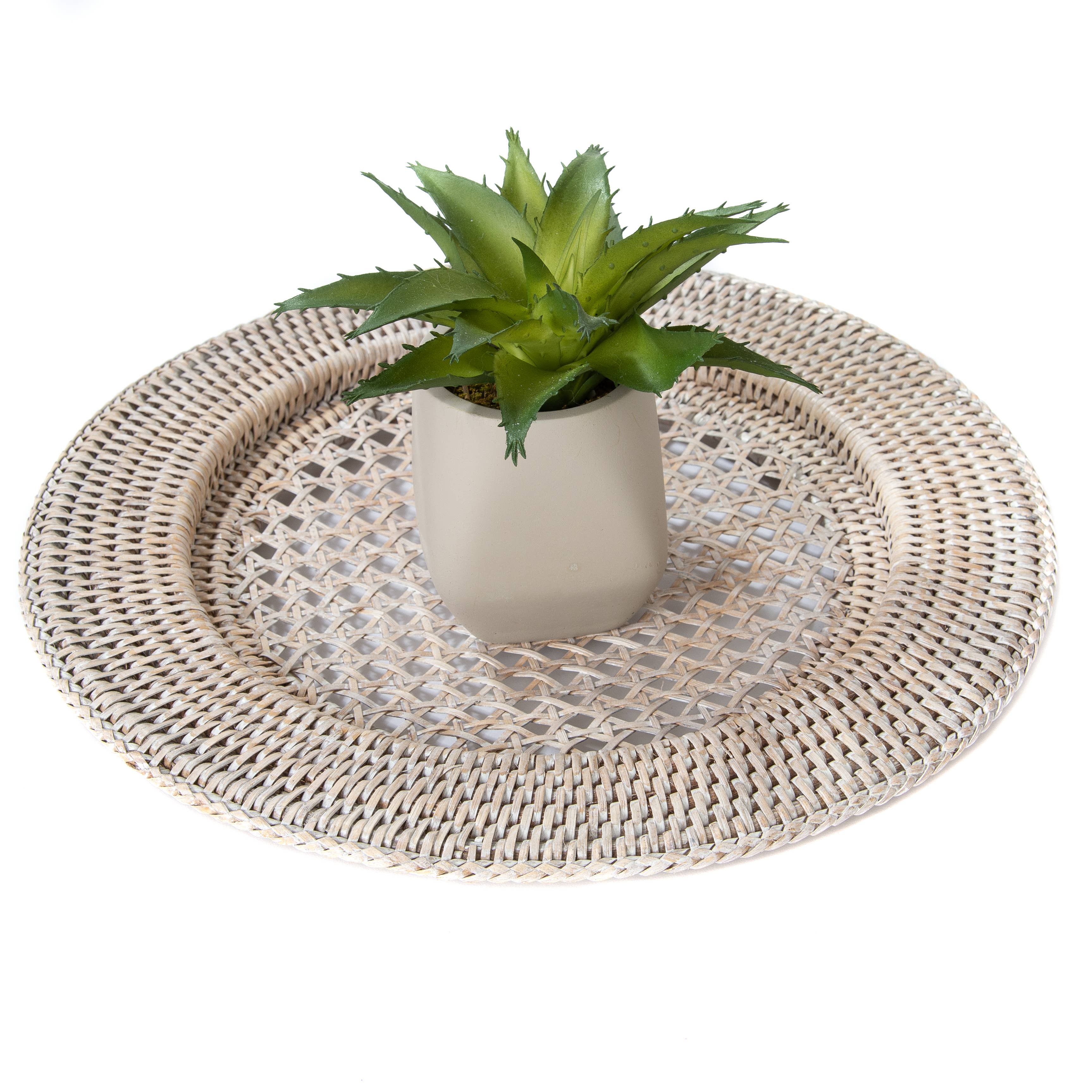 Artifacts Trading Company – wholesale Charger plate – Rattan Open Weave Charger Plate10