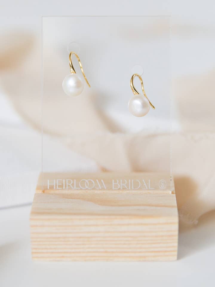 Julia Øreringe for engroshandel hos Heirloom Bridal Company