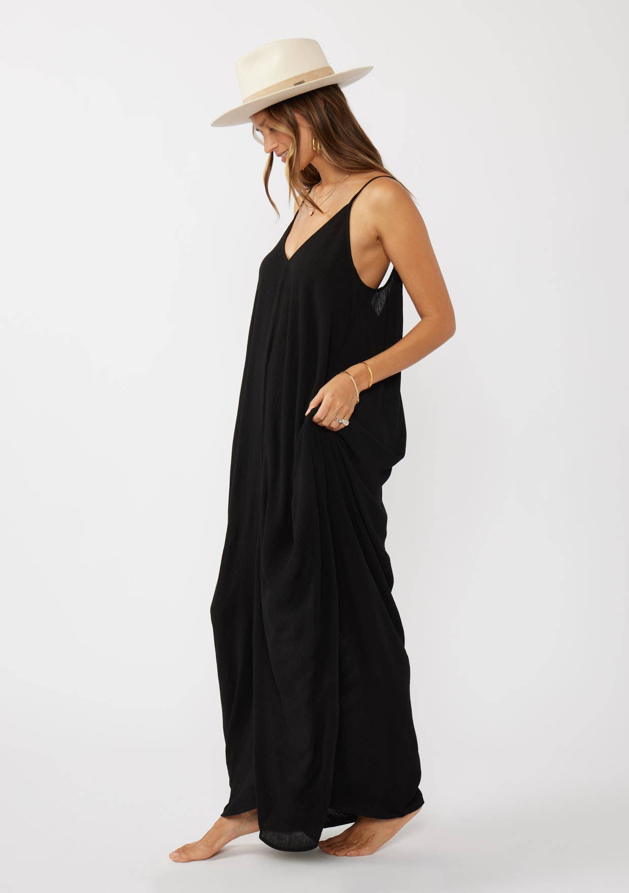 Lovestitch - Wholesale Dress - Women's - The Original V-Neck Cocoon Maxi Dress with Pockets7