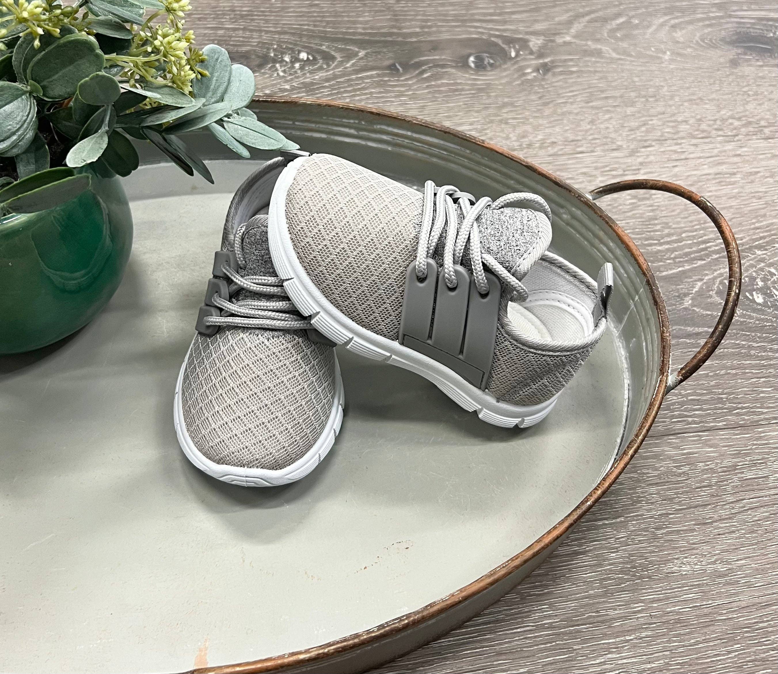 Two Cute Boutique LLC – Großhandel Lifestyle-Sneaker – Kinder – Rundgänge6