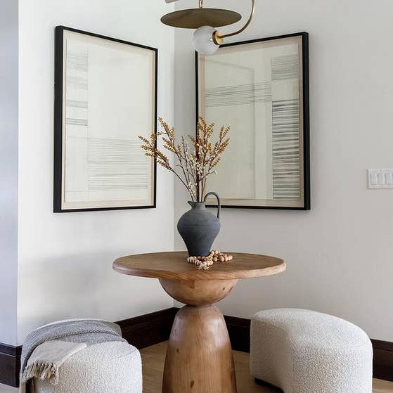 Black Chloe Jug CN1293 for wholesale on Faire2