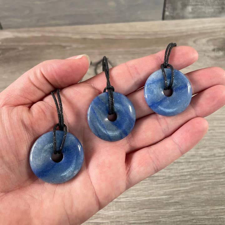 Keystone Crystals - Wholesale Spiritual Stone/Crystal - Donut Pi Stone 30mm Gemstone Pendant – Strung or Plain50