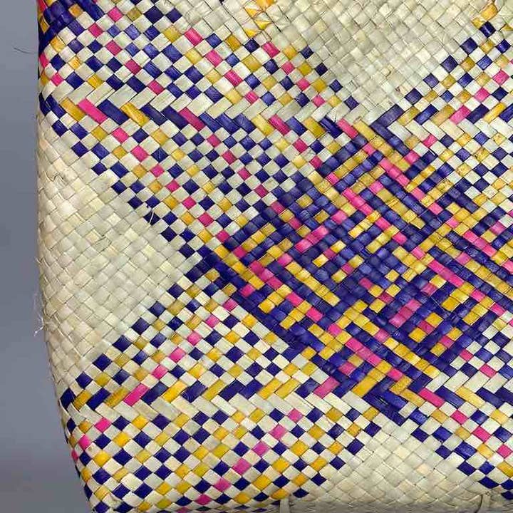 The Niger Bend - Wholesale Beach bag - Large Pandan Straw Beach Handbag-Philippines4