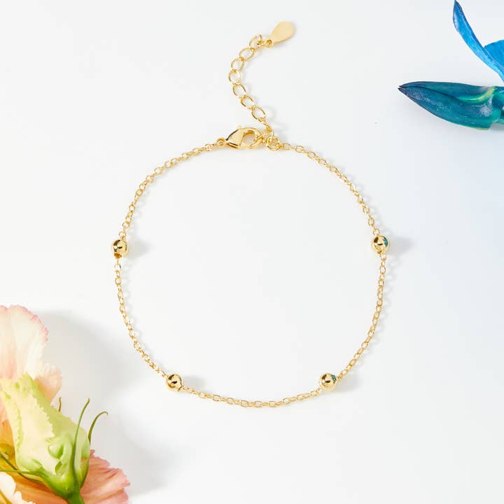 Gold Expecting Mom Gift Bracelet for wholesale on Faire4