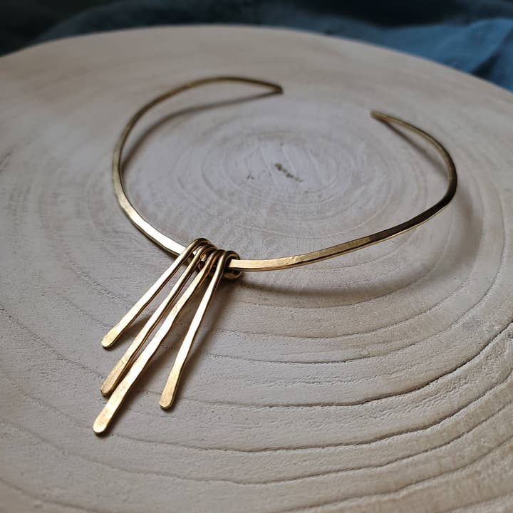 Lightning Choker for engroshandel hos Sena Goods