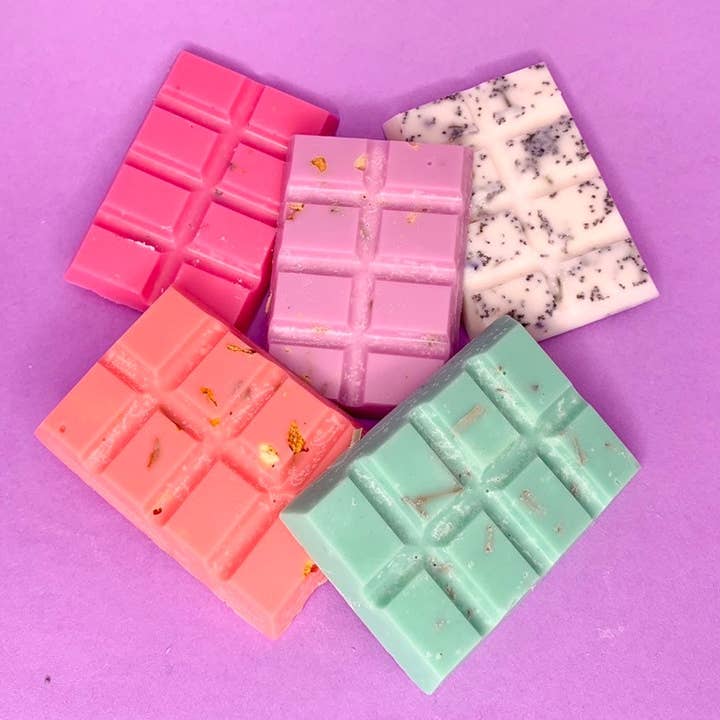 Botanicals Range, Vegan Soy Wax Melts Mixed Box // Essential oils, Aromatherapy, Natural, Plastic Free, Gifts for her for wholesale by Handmade by Hanna Rose