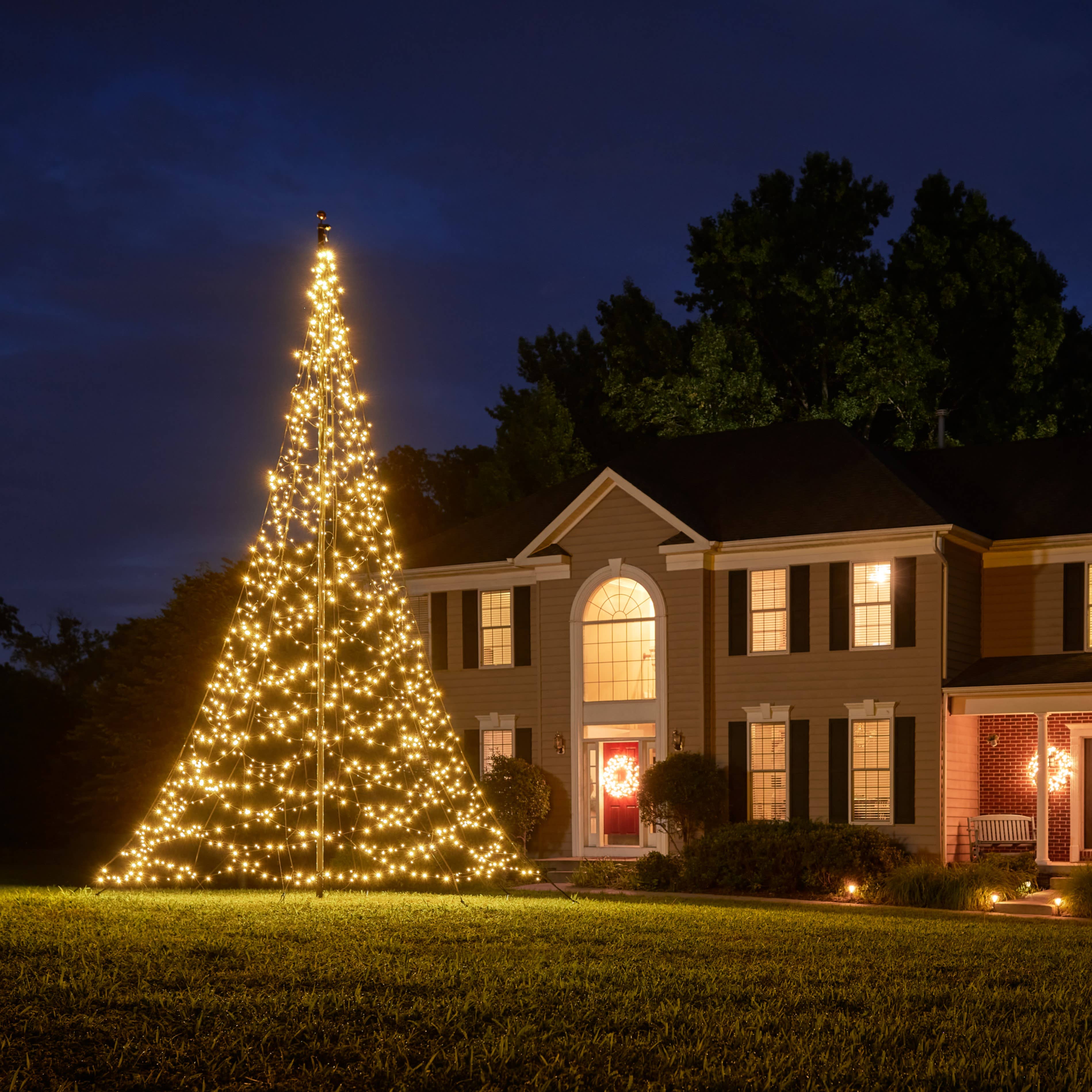 Fairybell - Wholesale Christmas Decoration - Fairybell Outdoor Christmas Tree 20ft | 1200 LED lights3