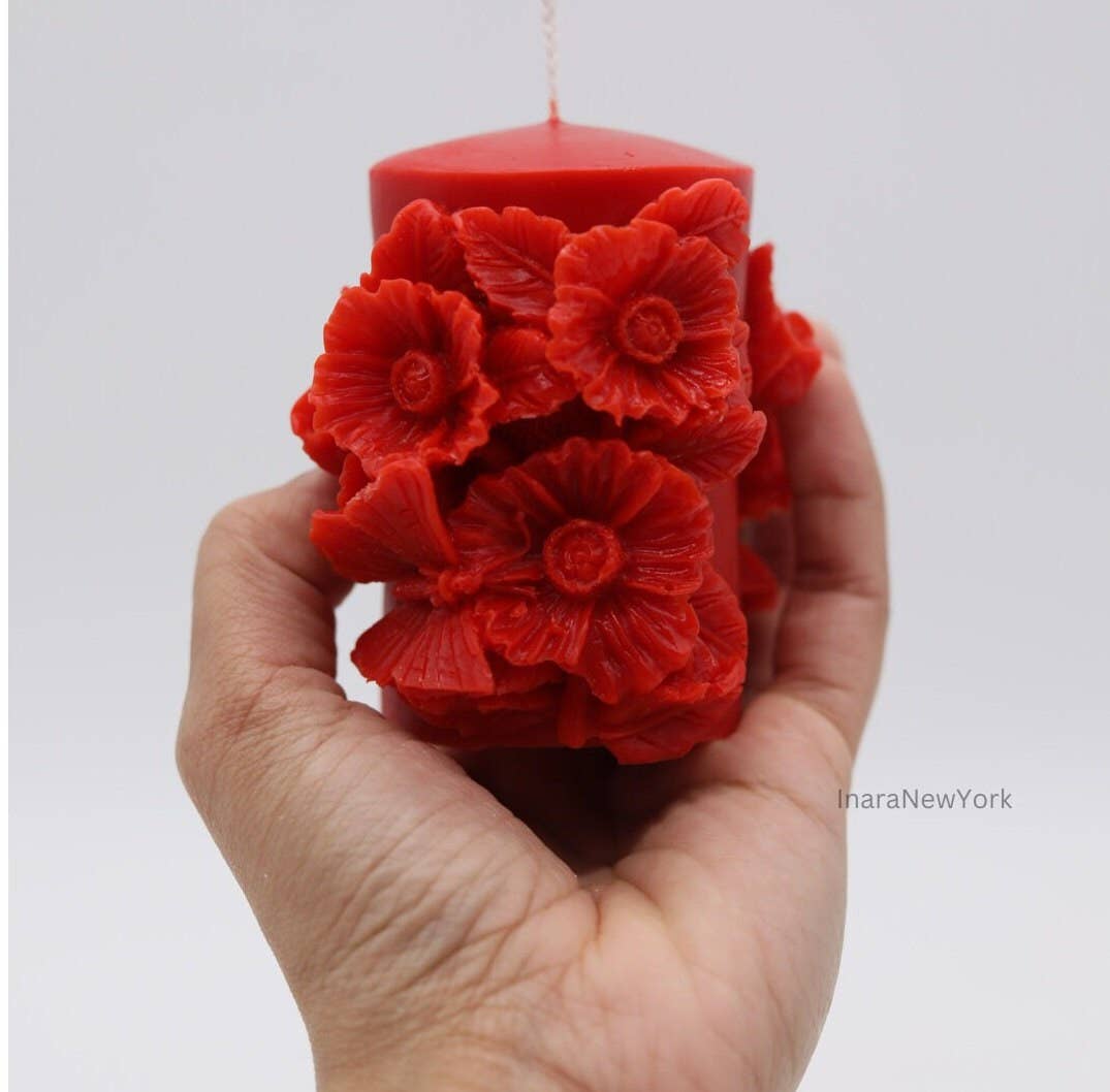 Inara New York - Wholesale Novelty Candle - Flower pillar shaped candle |  Love candle3
