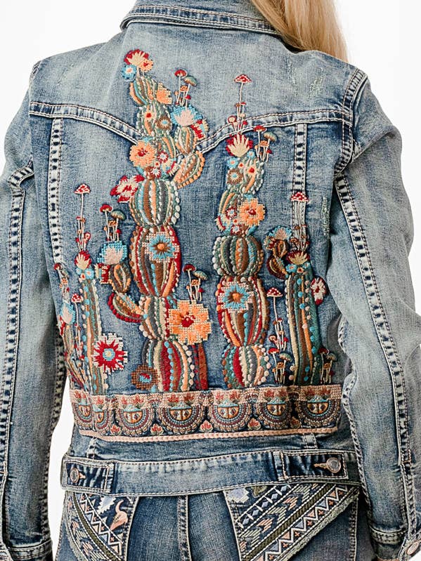 Grace in LA - Wholesale Denim Jacket - Women's - Floral Embroidery Detail Denim Jacket | TE-61880