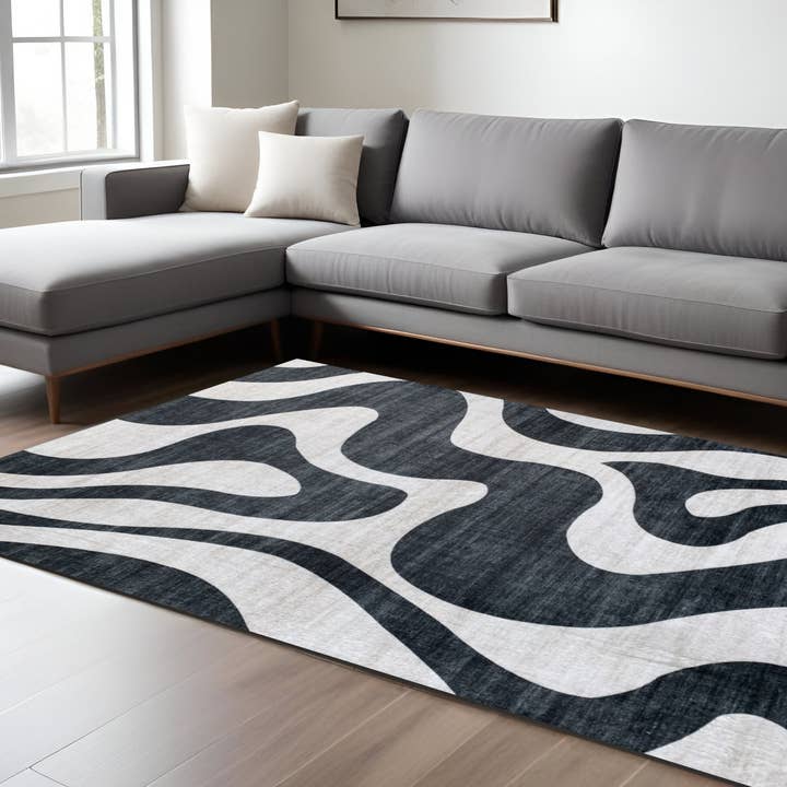 HomeRoots - Wholesale Area Rug - 7' X 10' Black and White Zebra Print Area Rug