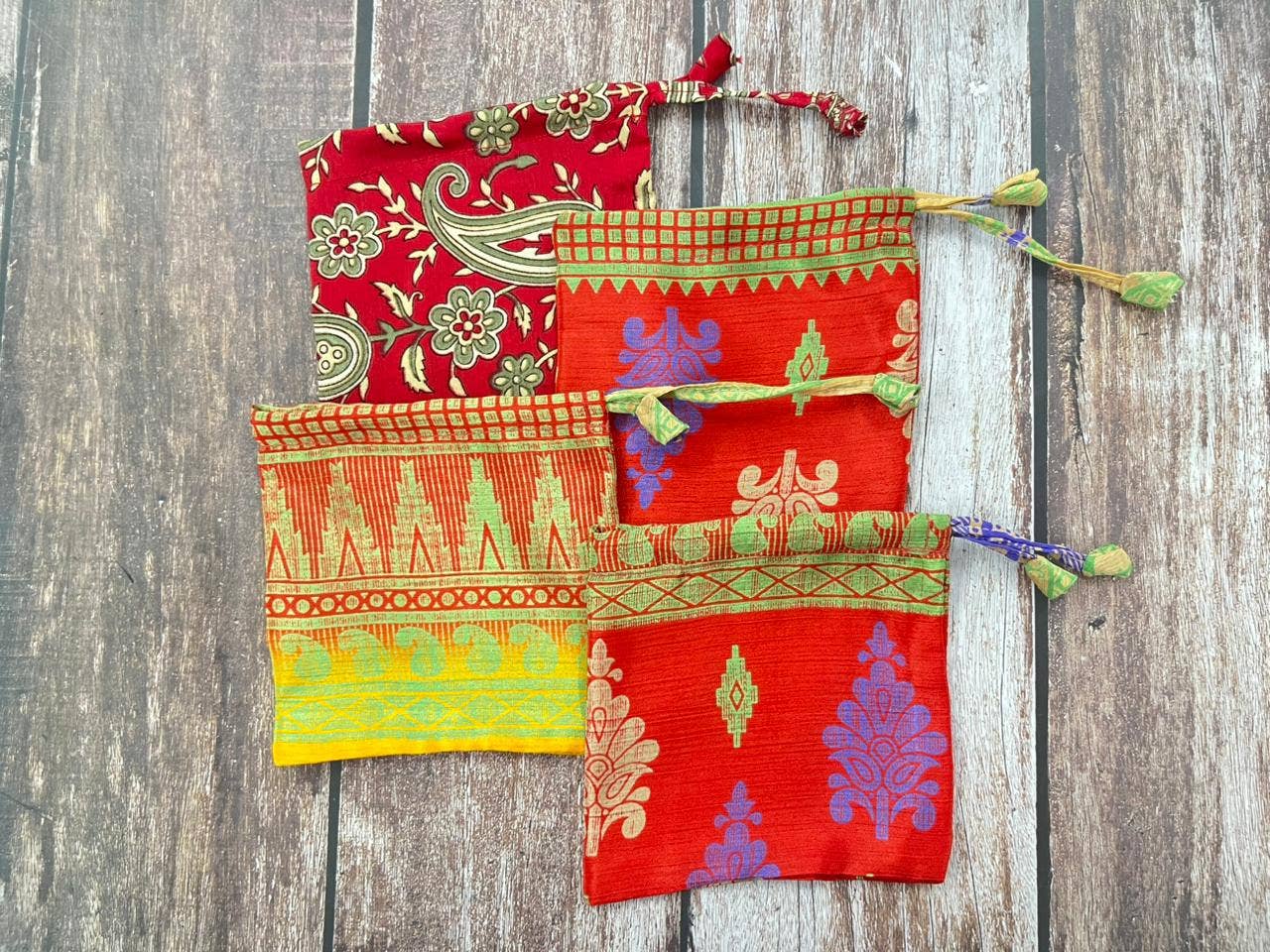 House of Kraft - Wholesale Gift Bag Set/Pack - Gift Pouches | Upcycled Silk Pouch | Pack Silk Gift Pouch1