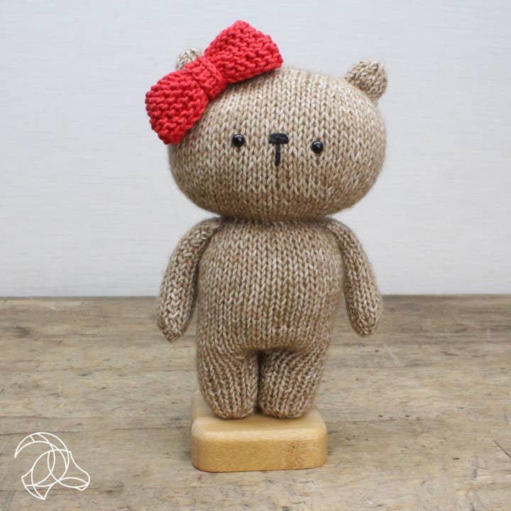 DIY Knitting Kit - Noël Bear for wholesale by Hardicraft