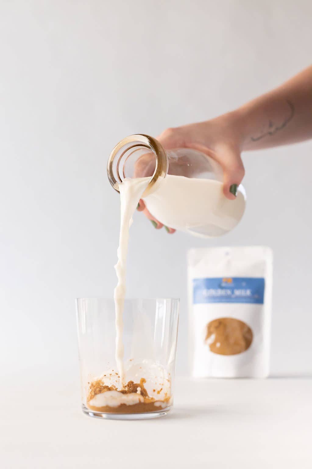 Golden Poppy Herbal Apothecary - Wholesale Powdered Health Drink - Golden Milk Powder, 100 g Tube12