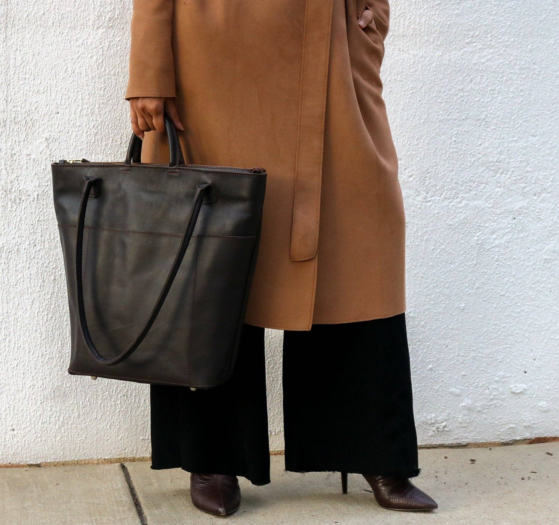 Utility Tote, Dark Hazelnut for wholesale on Faire6