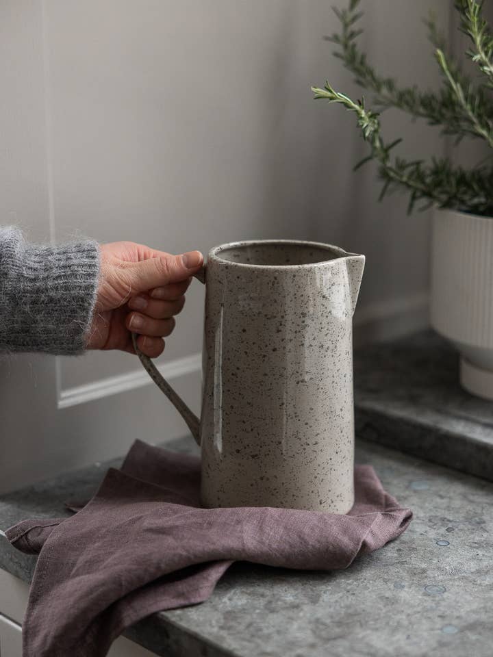 Nabbo Large jug 1 L for wholesale by STOREFACTORY