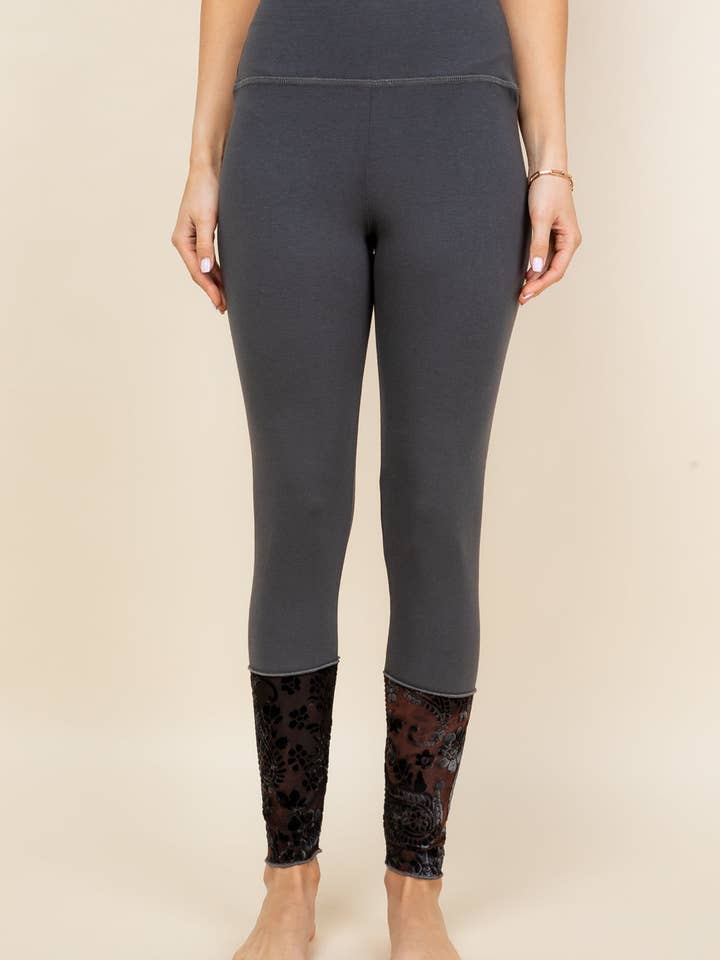 Leggings en velours contrasté - anthracite avec velours marron pour la vente par Kooniez