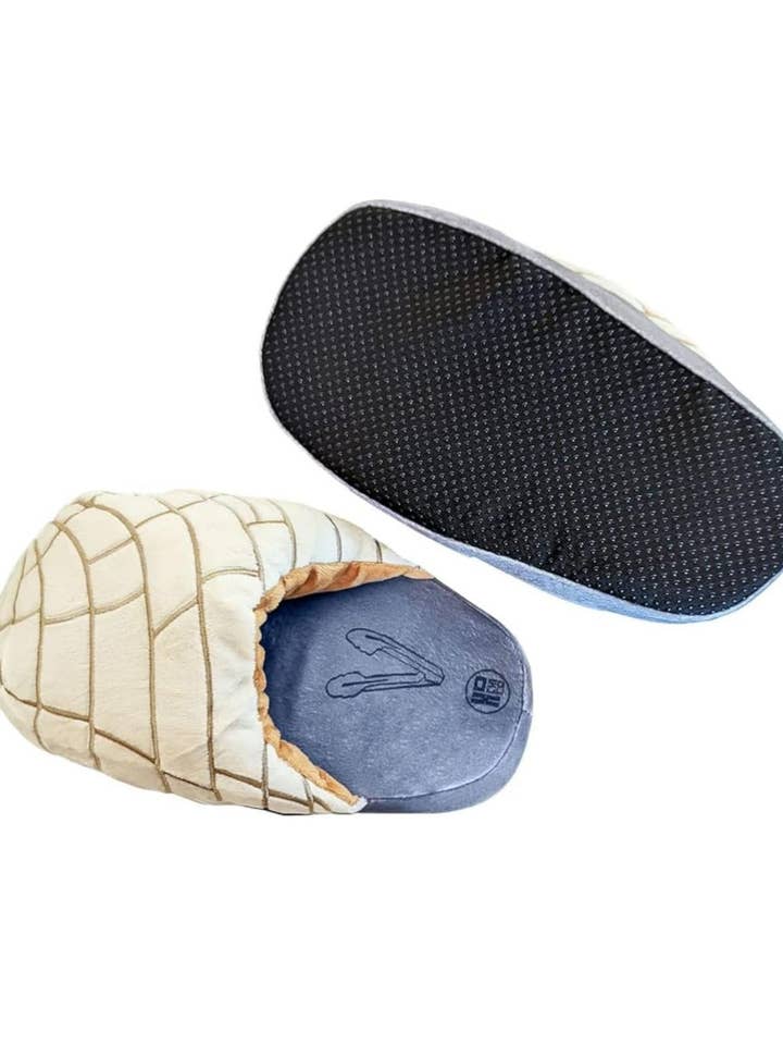 Cielito Lindo - Wholesale Slippers - Women's - Concha Slippers - Pan Dulce Panfuflas1
