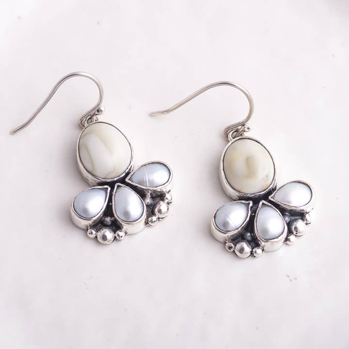 Brincos Bloom ◇ Willow Creek Jasper + Madrepérola por atacado de Mahka Jewelry