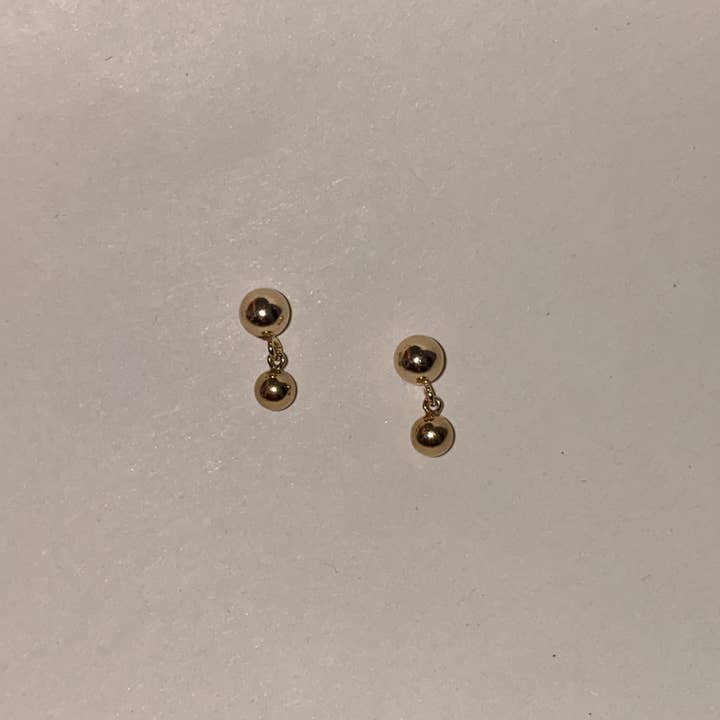 Pellet Earrings-Large and other Purchase Wholesale pele cortiça. Free Returns & Net 60 Terms on Faire trending on Faire.