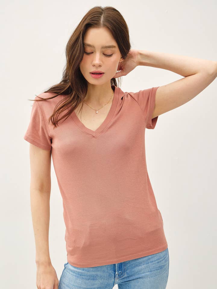 Be Cool - Wholesale T-Shirt - Women's - CLASSIC V-NECK SHORT SLEEVE SLIM T-SHIRT19