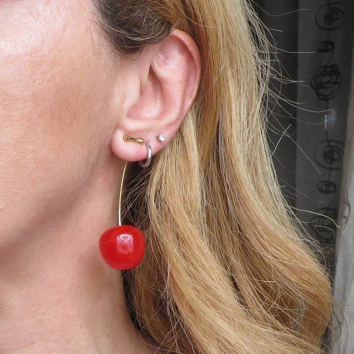 ROSSO base ORO CILIEGIA RED ~ Hängende Ohrringe Kirschen aus EDELSTAHL für den Großhandel auf Faire2