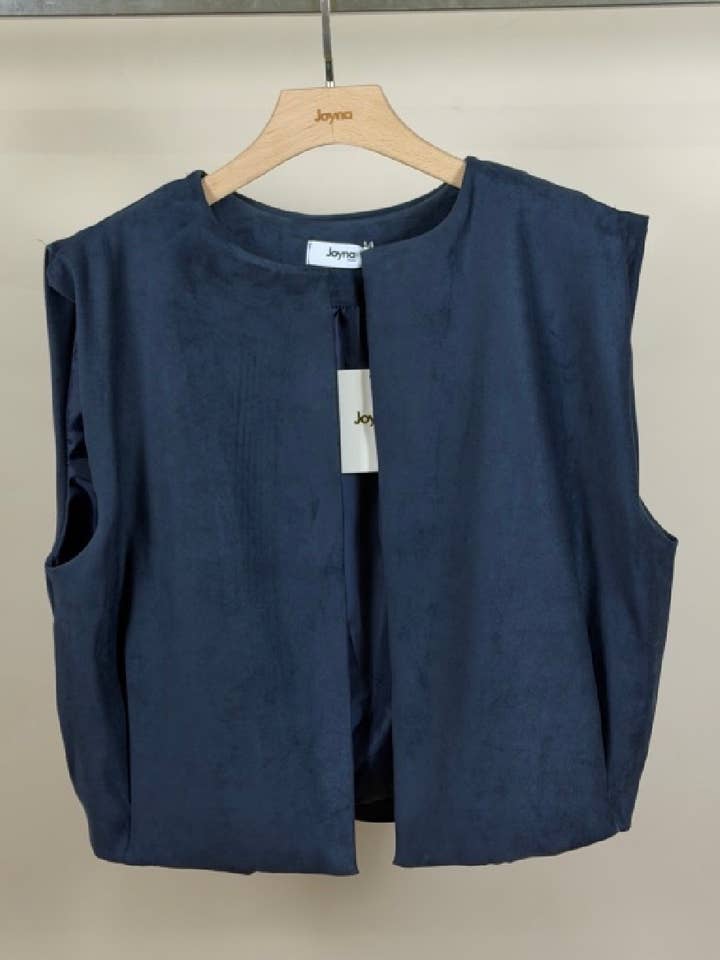 J37111-3 Sleeveless vest for wholesale by Joyna