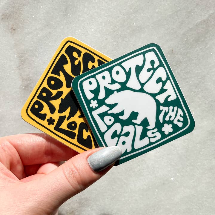 Autocollant Ours Protégez les Locaux pour la vente par Le Petit Lapin Art Studio