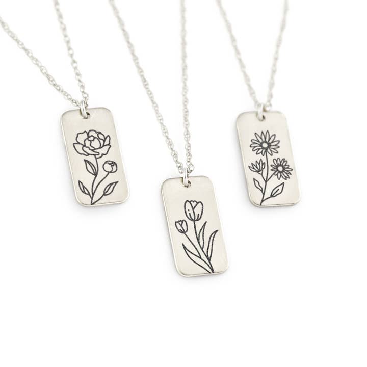 Delezhen - Wholesale Pendant/Charm Necklace - May Lily Birth Flower Pendant Necklace Personalized Jewelry
