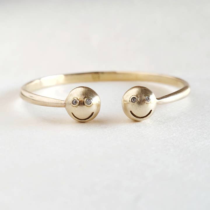 Bracelet jonc en laiton Happy Face Emoji pour la vente par Bisjoux