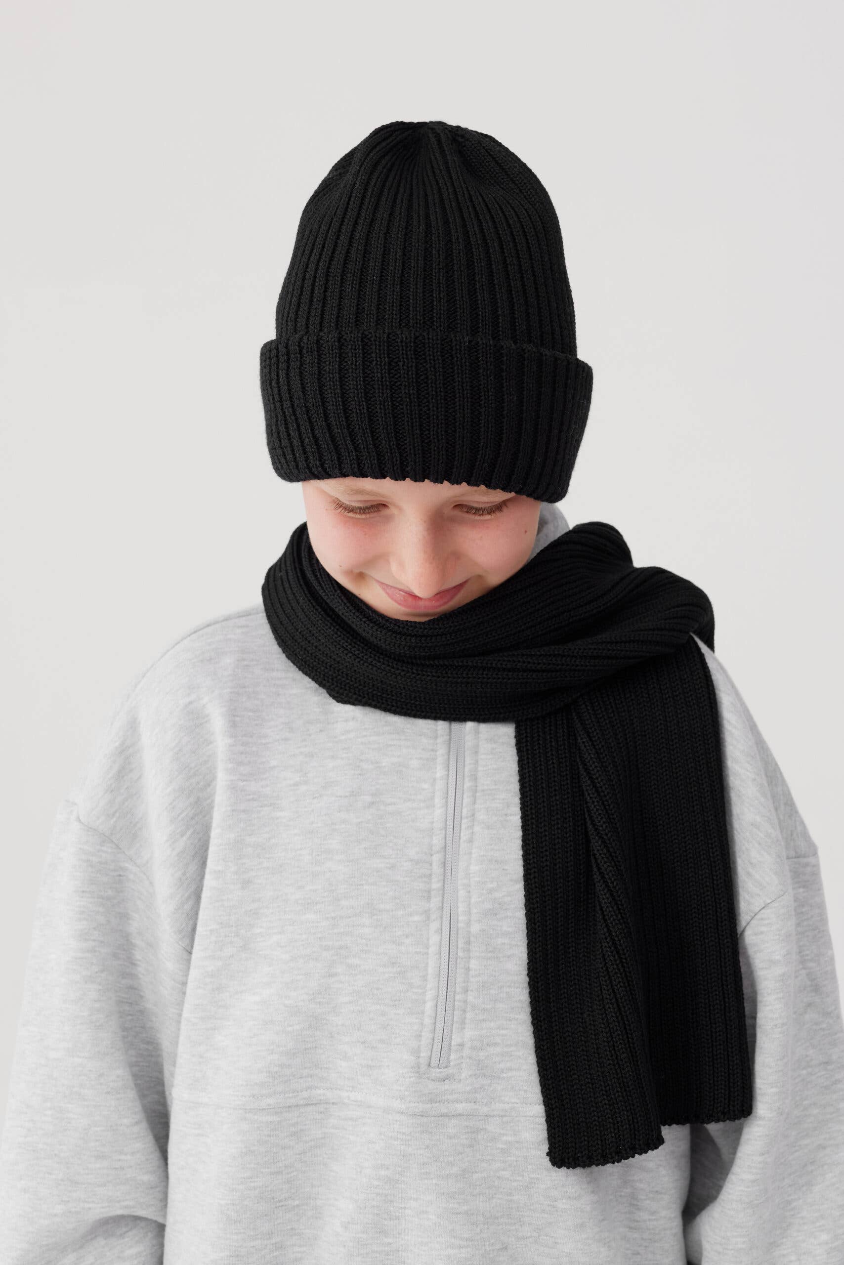 Ander - Wholesale Beanie - Women's - 100% merino wool DAILY beanie and scarf6