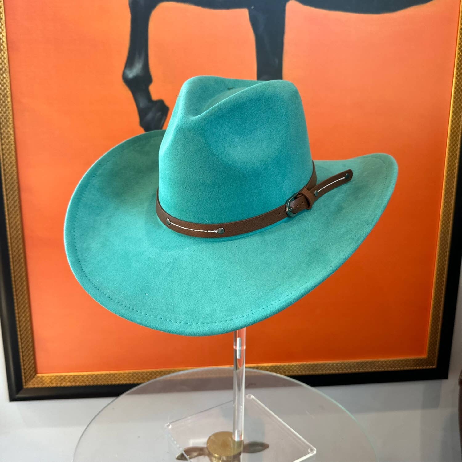 Bella Betty - Vente Chapeau de cowboy – femme - Chapeau de cowboy en daim végétalien à bord rigide avec ceinture en cuir13