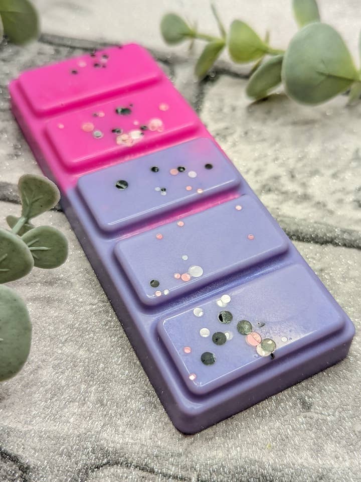 Plum & Rhubarb for wholesale by FIRE & FIZZ BY APRIL