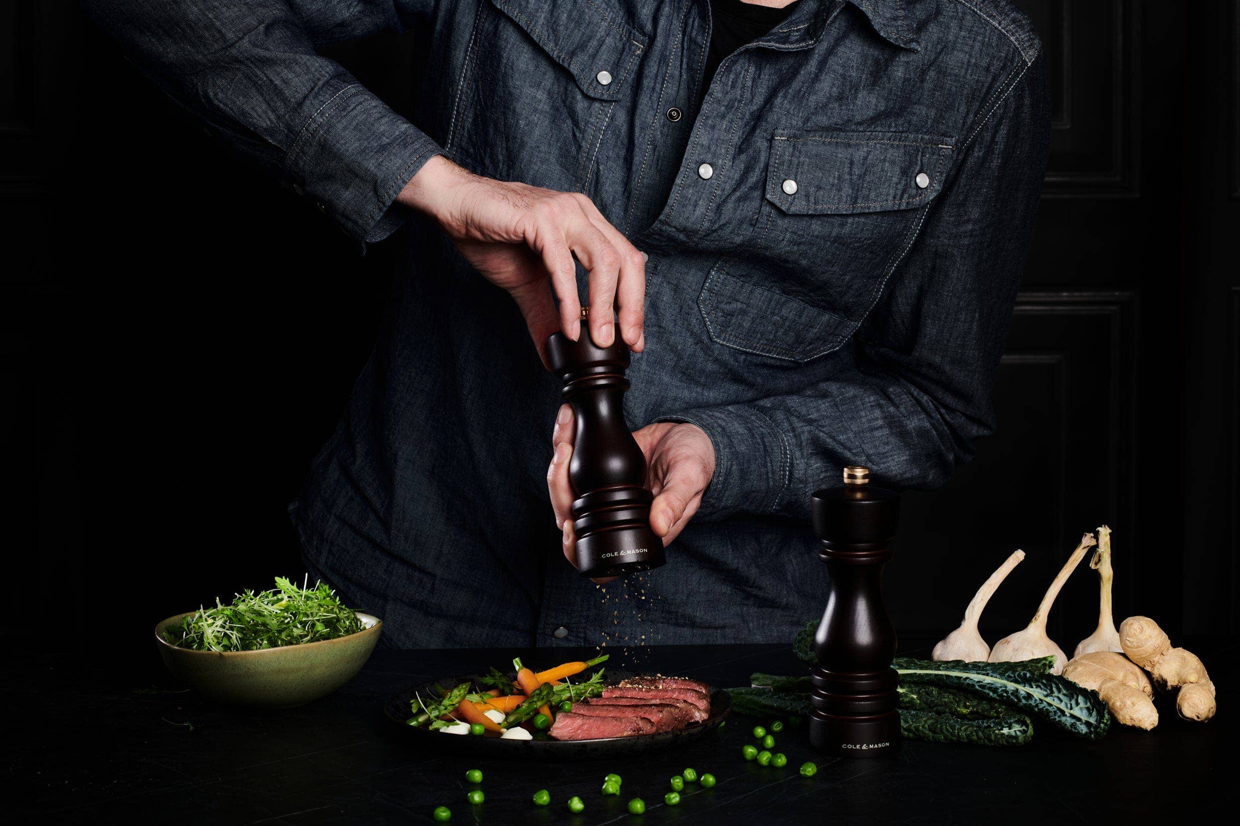 DKHB [Zyliss, Cole & Mason, Swissmar, AdHoc, Ken Hom] - Wholesale Salt & Pepper Shaker Set - Cole & Mason London Chocolate Wood Salt & Pepper Mills Set3