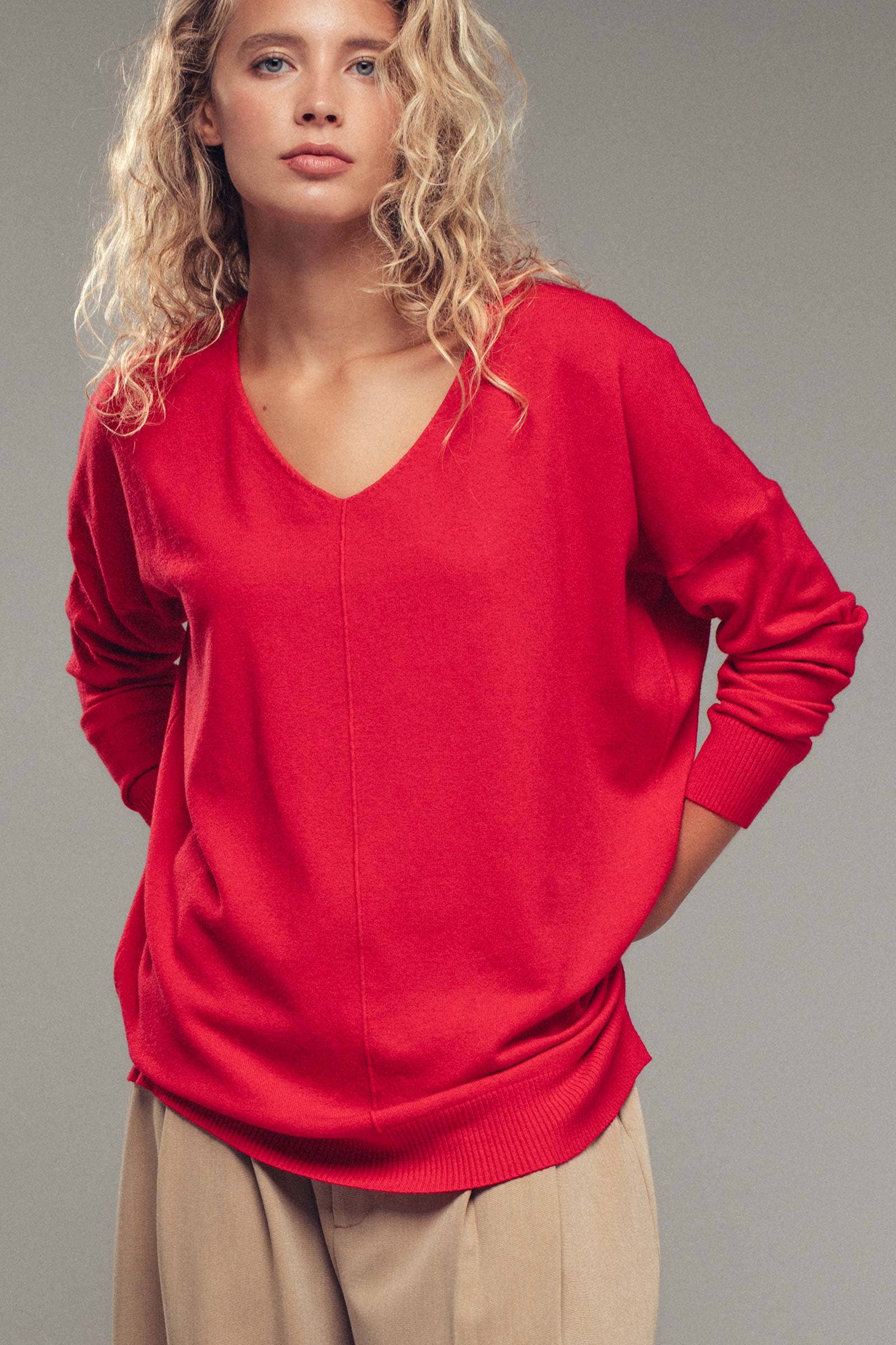 Urban Daizy - Wholesale Tunic Sweater - Women's - Relaxed High-Low V-Neck Tunic Sweater24