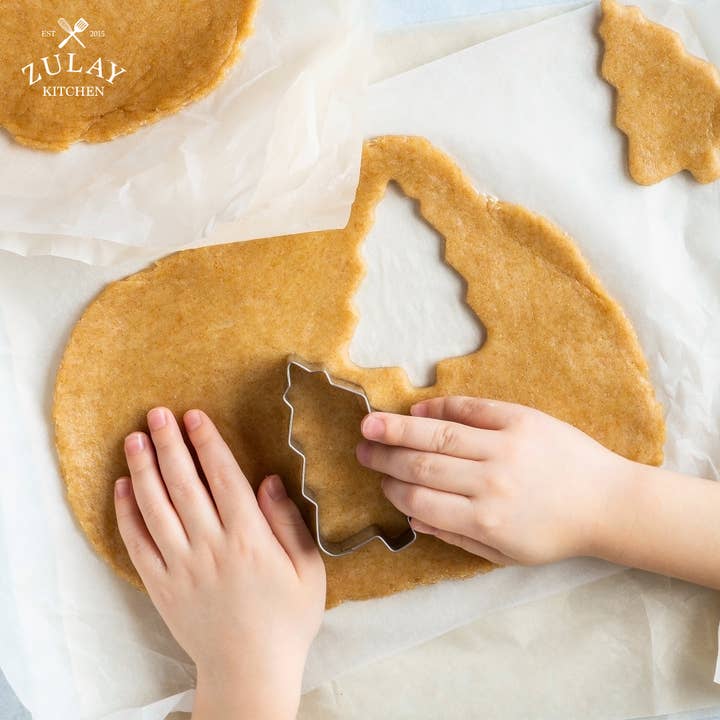 Zulay Kitchen - Wholesale Biscuit cutter - Metal Christmas Cookie Cutters (14-Pieces)5