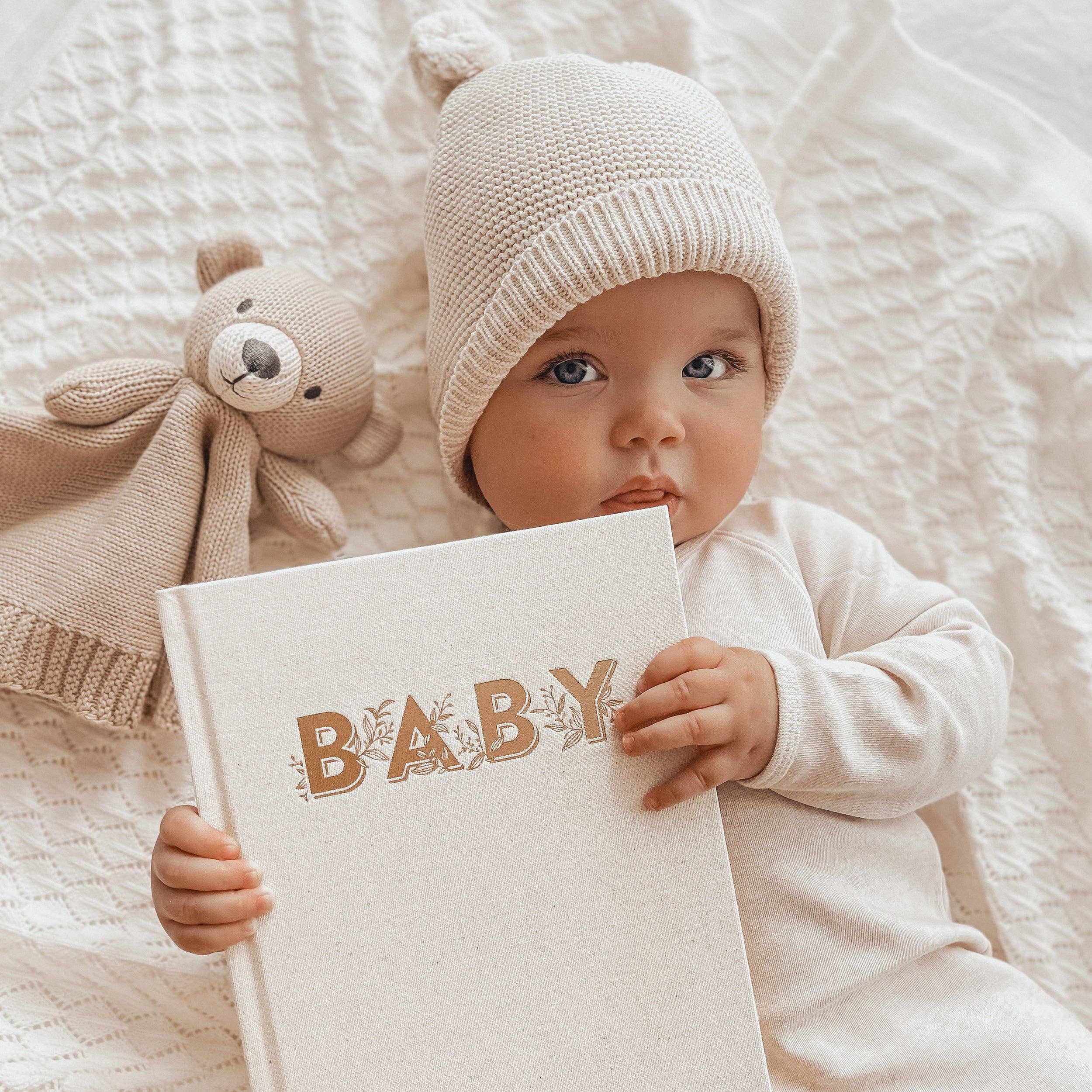 Fox & Fallow – wholesale Minnesbok - Barn och baby – Mini Baby Book Havregryn3