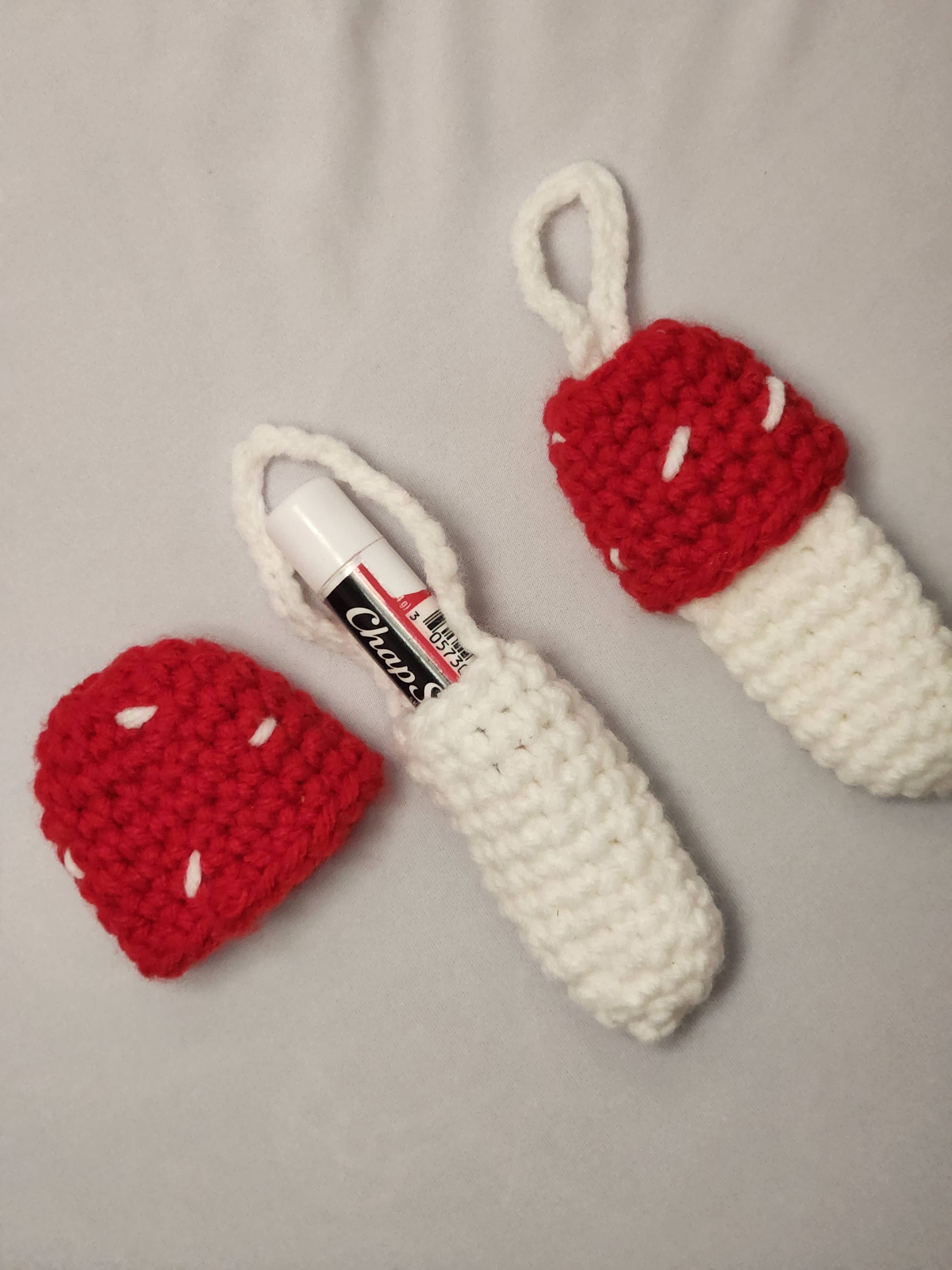 Hey Beautiful – wholesale Lip balm case/holder – Crochet Mushroom Chapstick holder Keychain0