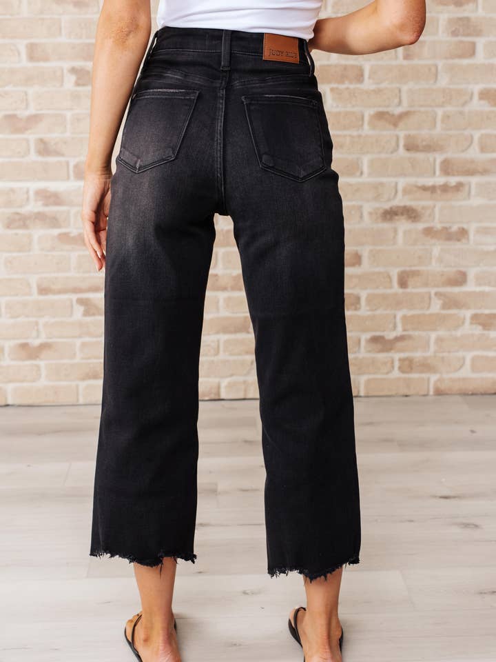 Avenue Wholesale - Wholesale Jeans - Women's - Judy Blue High Rise Button Fly Wide Leg Crop Jeans6