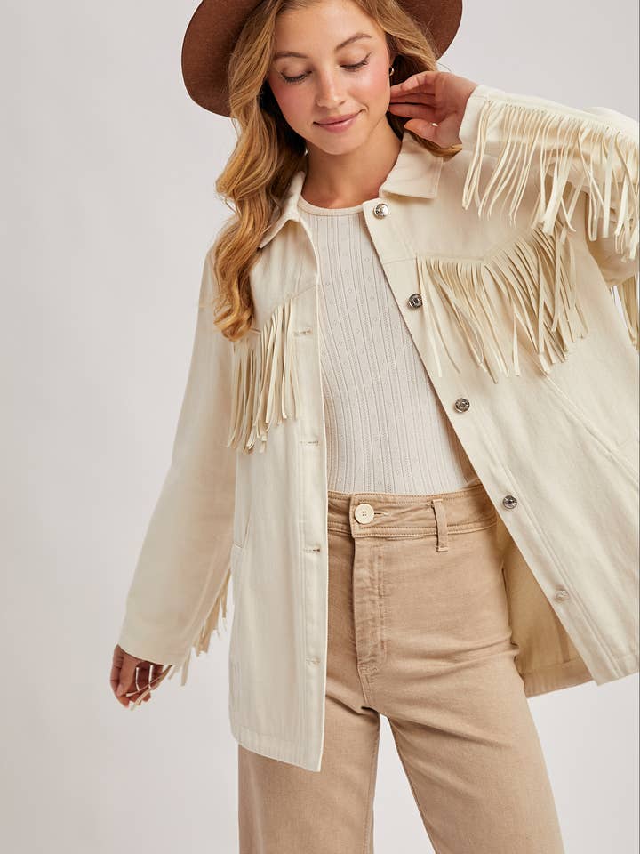 Bluivy - Vendita all'ingrosso Giacca - Donna - Giacca in denim western con frange e bottoni - confezione aperta2