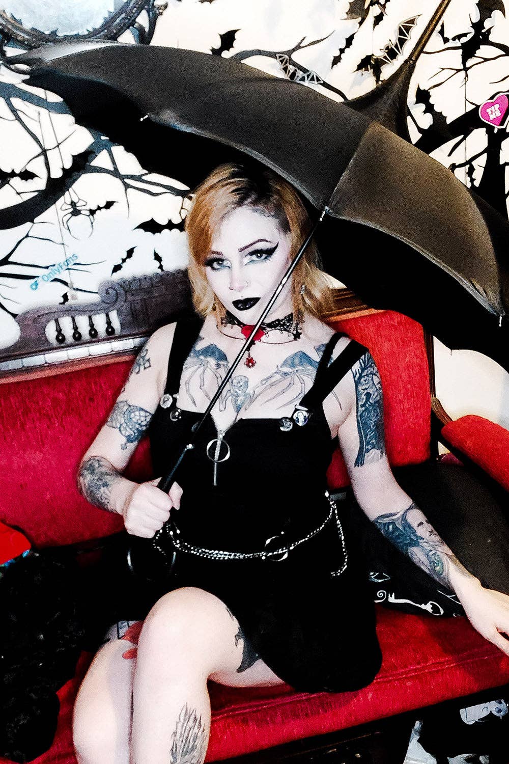 vampirefreaks - Wholesale Umbrella - Unisex - Batwing Pagoda Umbrella [MIDNIGHT BLACK]11